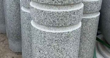 潮州 芝麻白花岗岩挡车柱、隔离柱多少钱