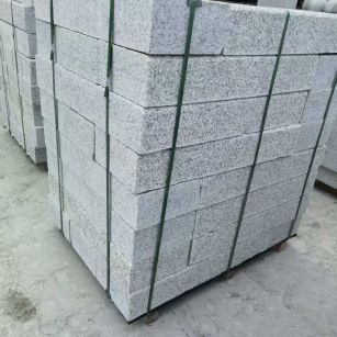 潮州 芙蓉白火烧两面路沿石