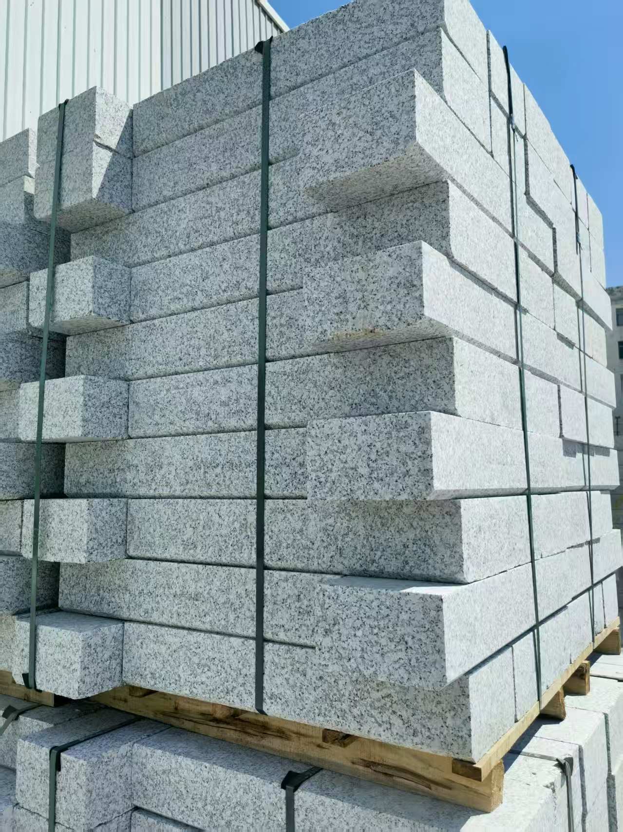 潮州 路沿石颜色均匀、尺寸标准