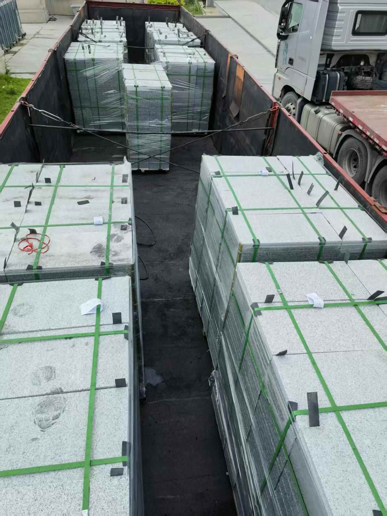 潮州 芝麻白3公分火烧成品-发货