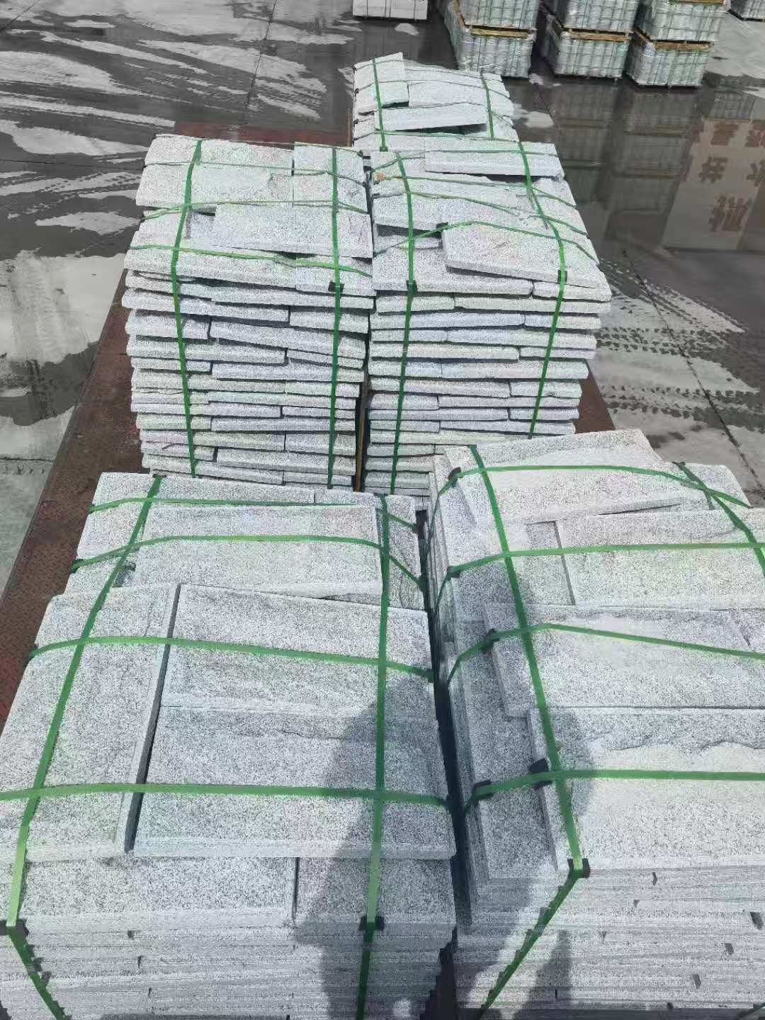 潮州 芝麻白蘑菇石装车出货