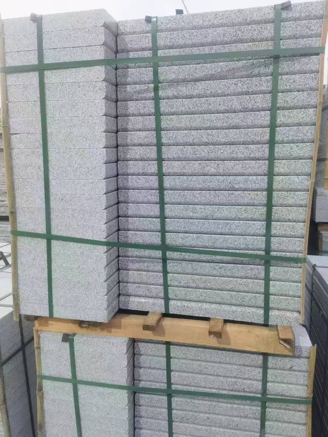 潮州 5公分芝麻白，倒斜角，室外楼梯踏步