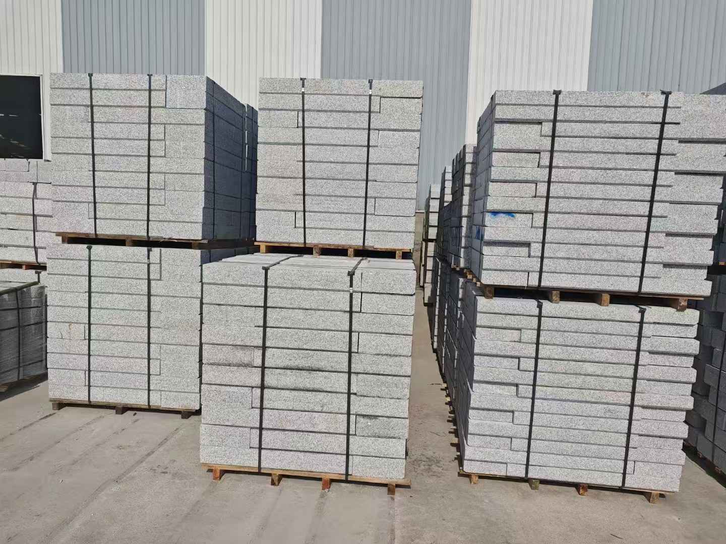 潮州 芙蓉白路沿石，价格便宜